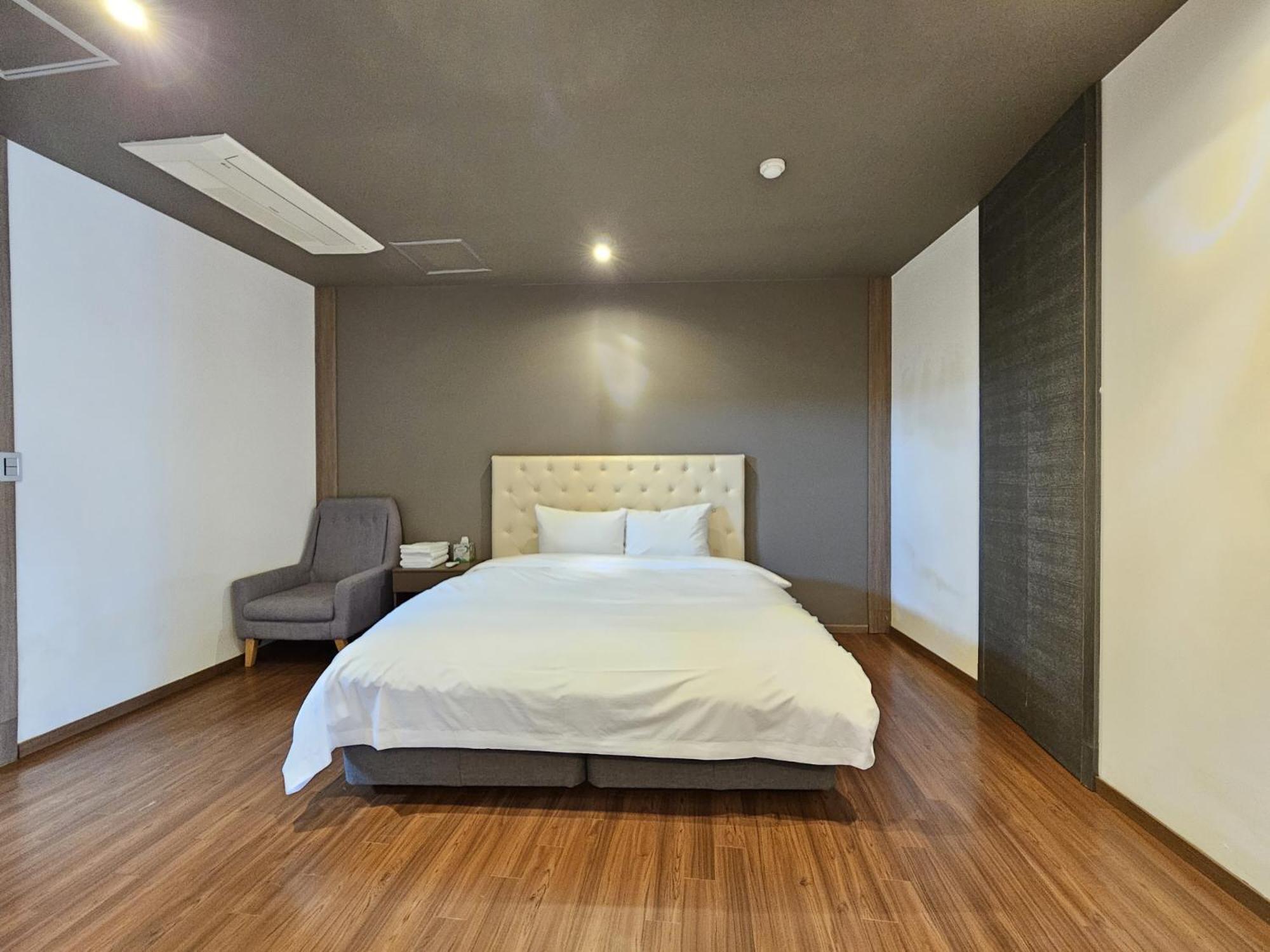 Jeju Hotel Scarboro Seogwipo Exterior foto